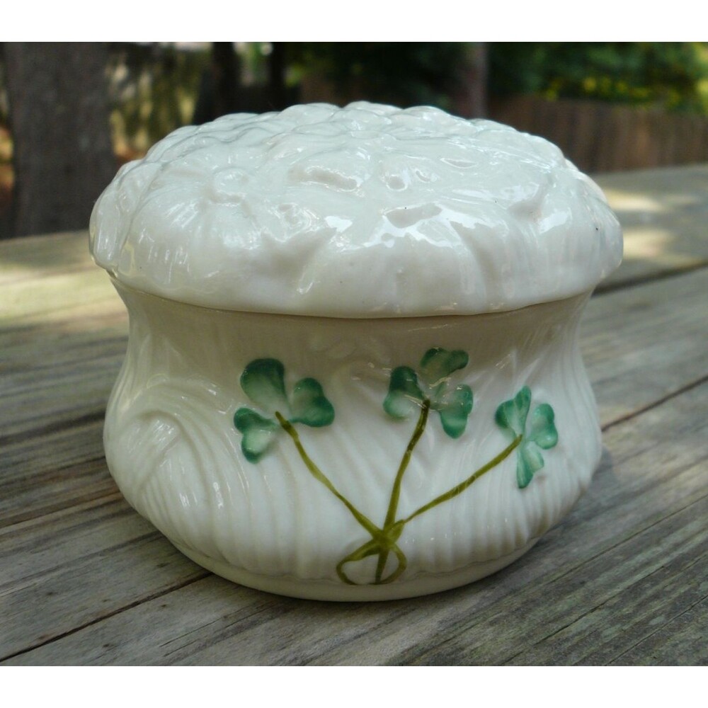 Belleek Millenium 2000 Shamrock & Daisy Porcelain Trinket Box Ireland